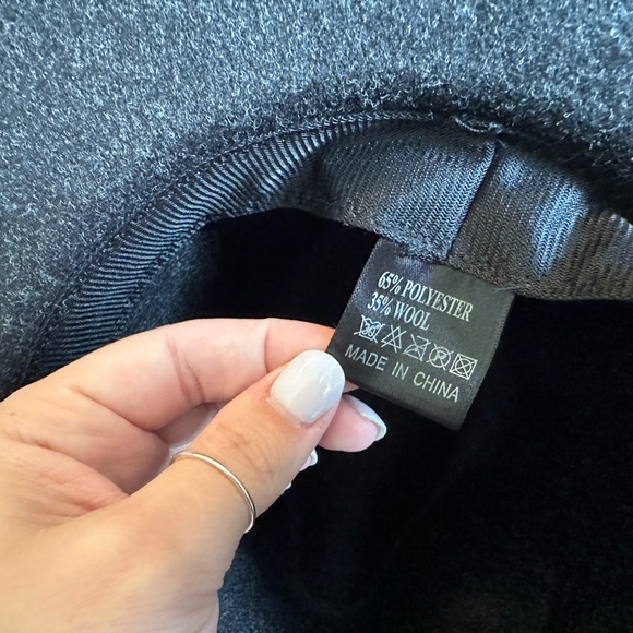 Wide Brim Hats - Black and Gray (Set of 2) - Picture 8 of 8